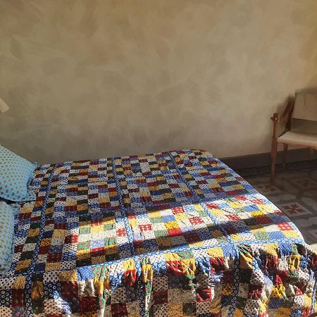 Manoir En Crau Otel Arles Dış mekan fotoğraf