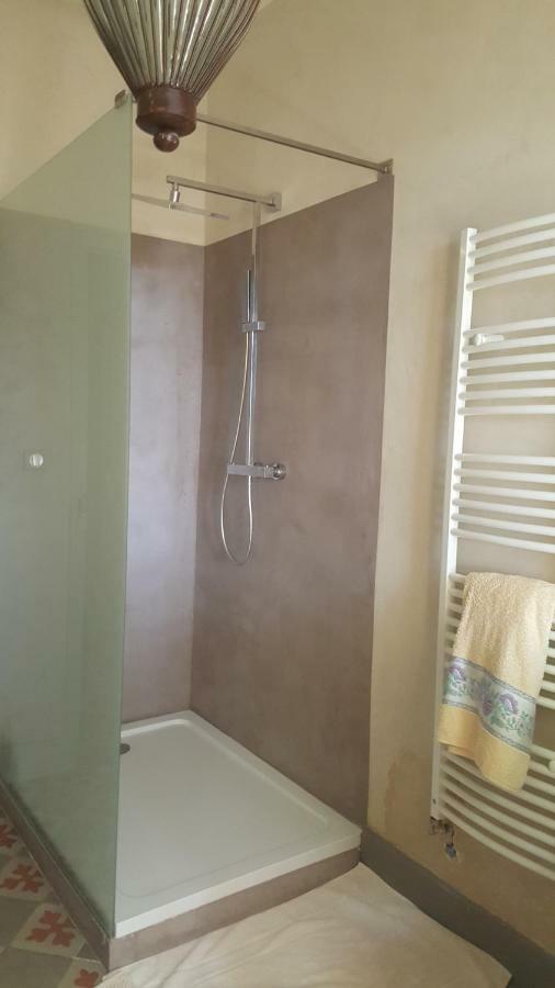 Manoir En Crau Otel Arles Dış mekan fotoğraf